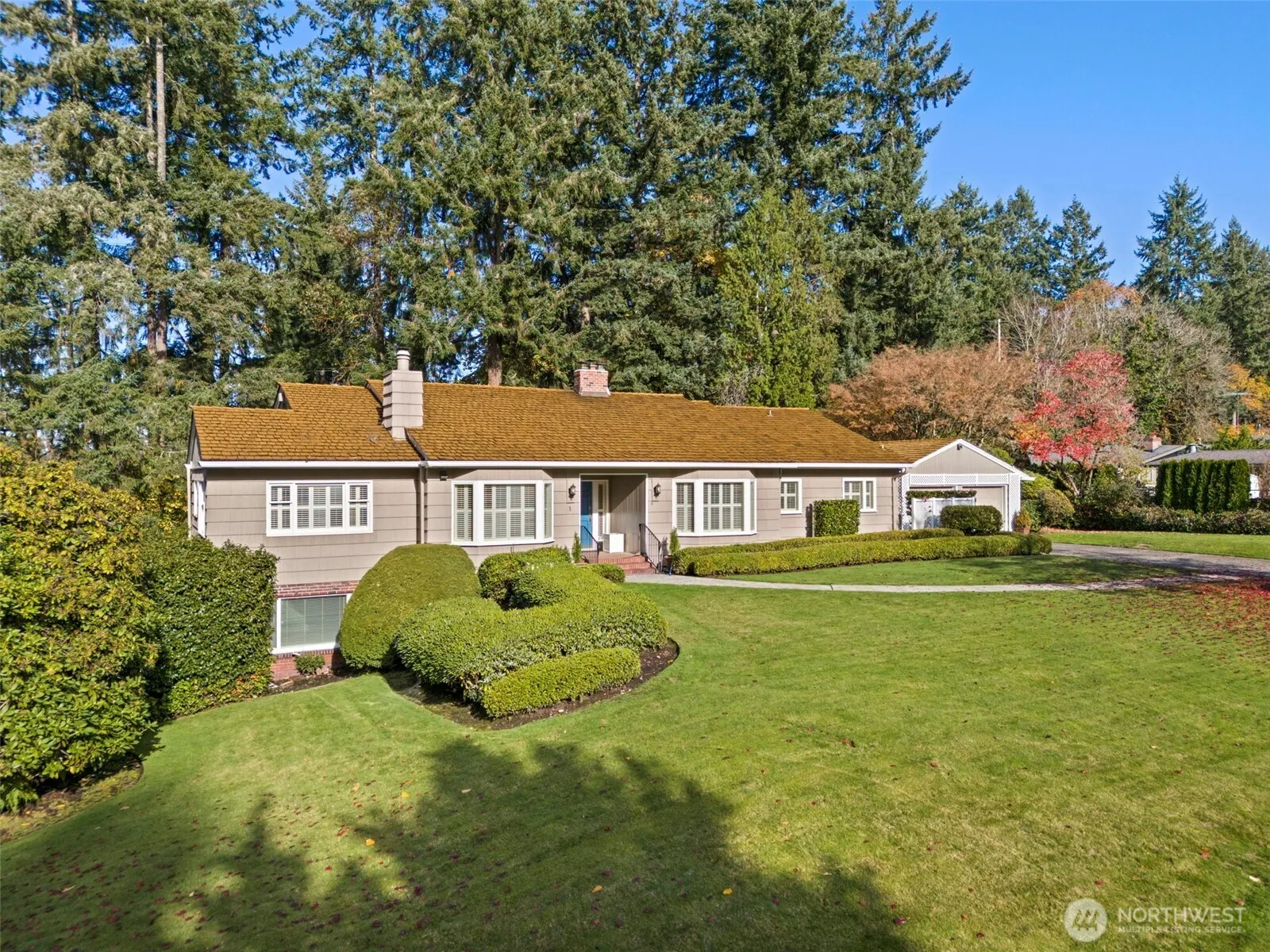 Property photo for 1 Forest Glen Lane Sw, Lakewood