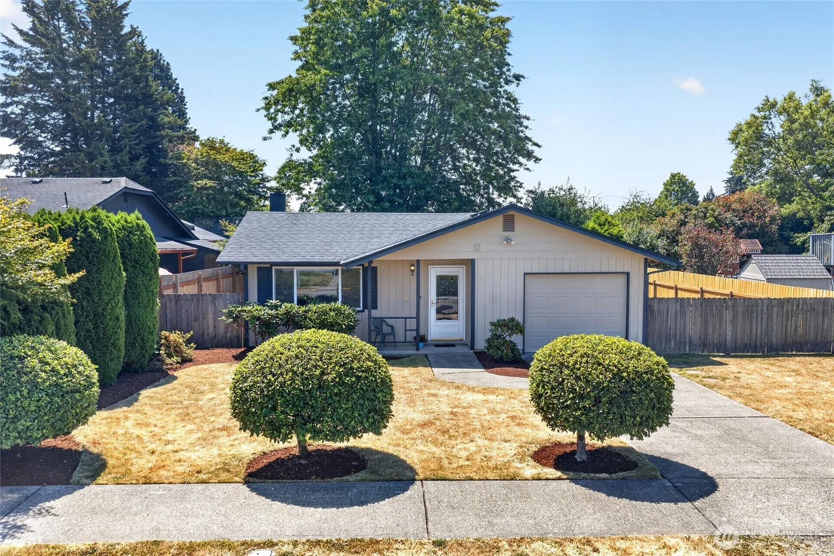 Property photo for 1514 52nd Street Ne, Tacoma photo 4