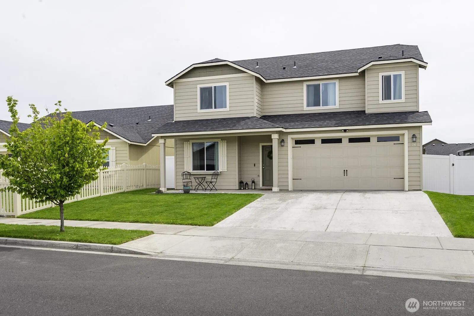 Property photo for 1361 E Nen Drive, Moses Lake photo 2