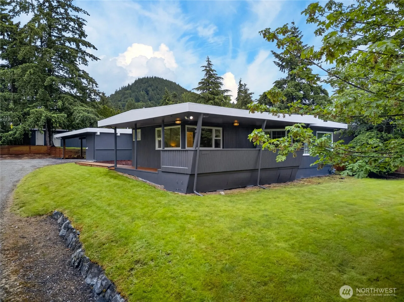 Property photo for 16907 Blodgett Rd, Mount Vernon