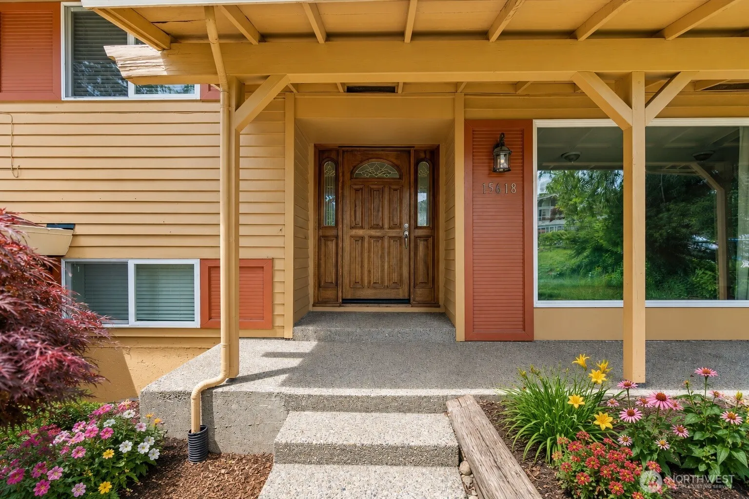Property photo for 15618 Se Fairwood Boulevard, Renton photo 3