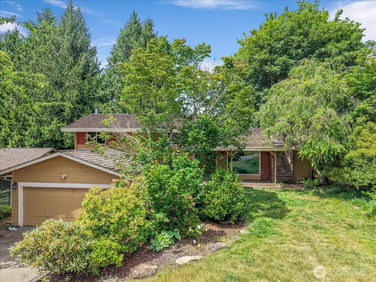 Property photo for 15618 Se Fairwood Boulevard, Renton