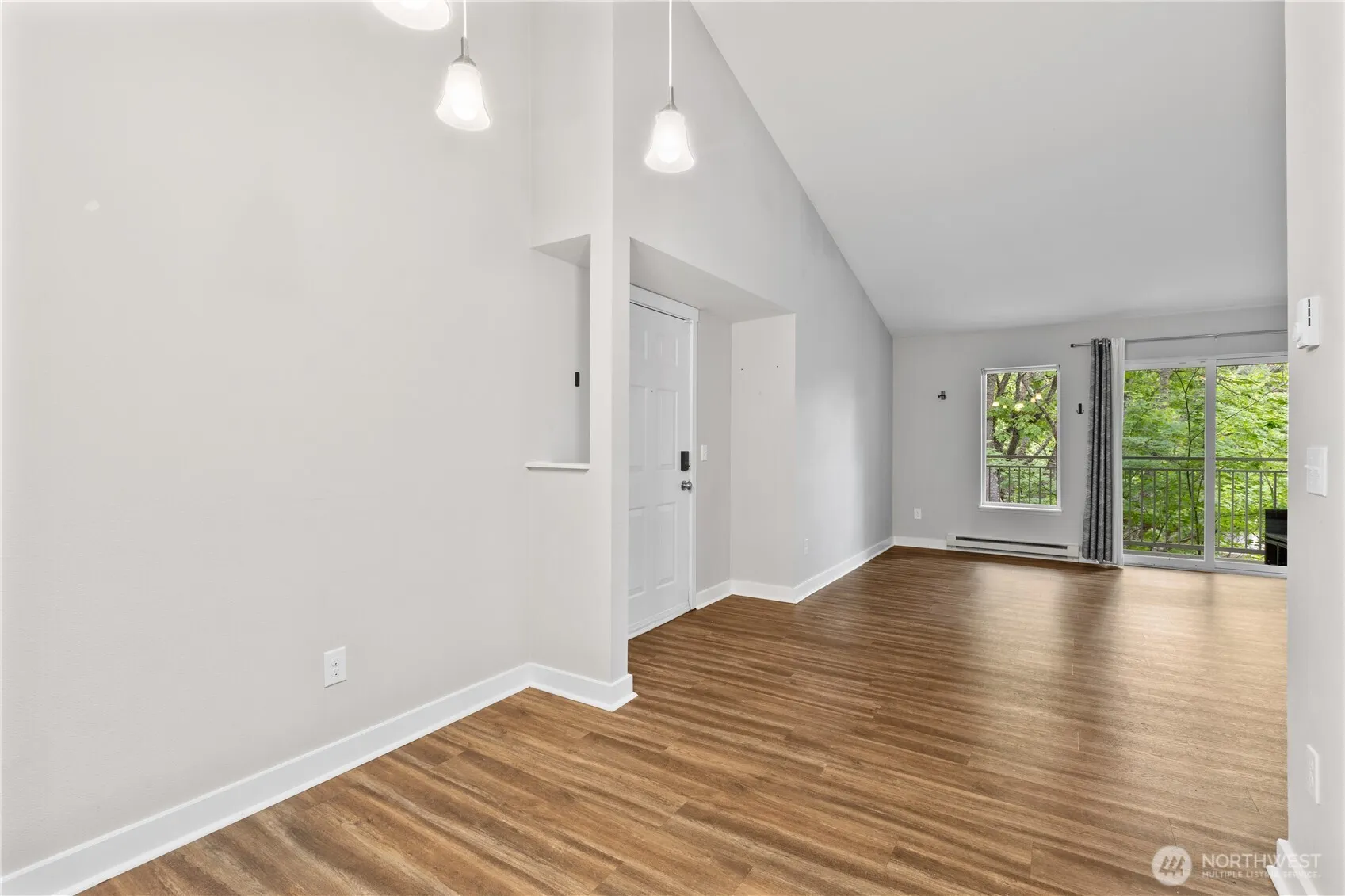 Property photo for 12303 Harbour Pointe Boulevard #y306, Mukilteo photo 4