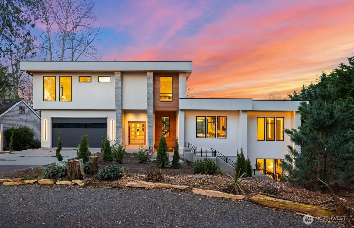 Property photo for 3806 95th Avenue Ne, Yarrow Point