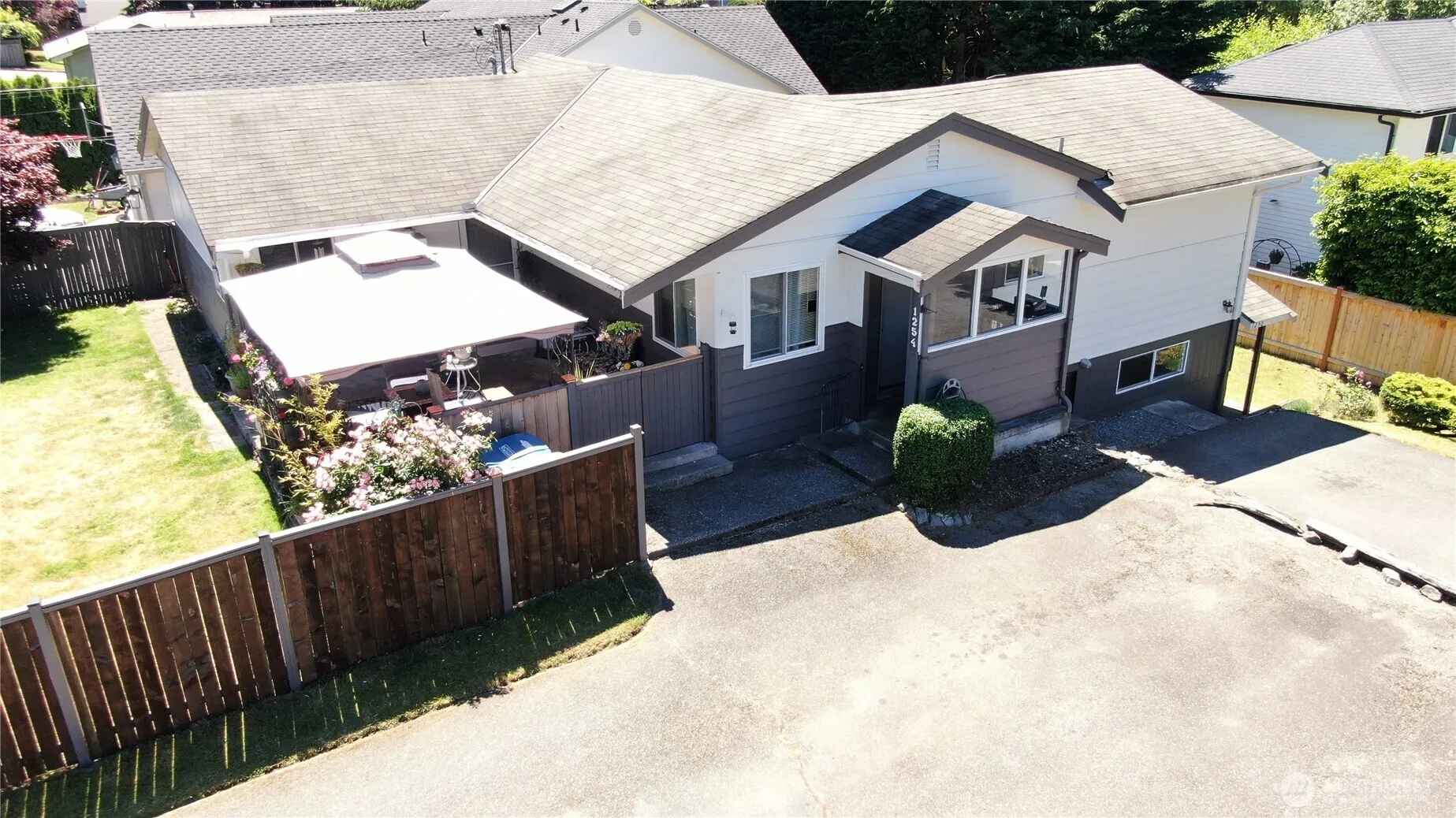 Property photo for 1254 8th Avenue S, Edmonds