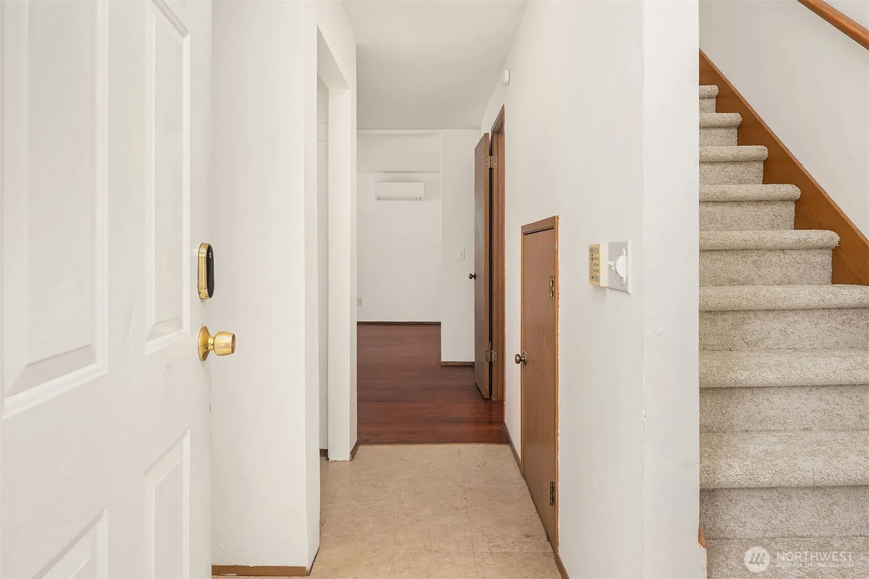 Property photo for 708 6th Avenue S #e101, Kent photo 3