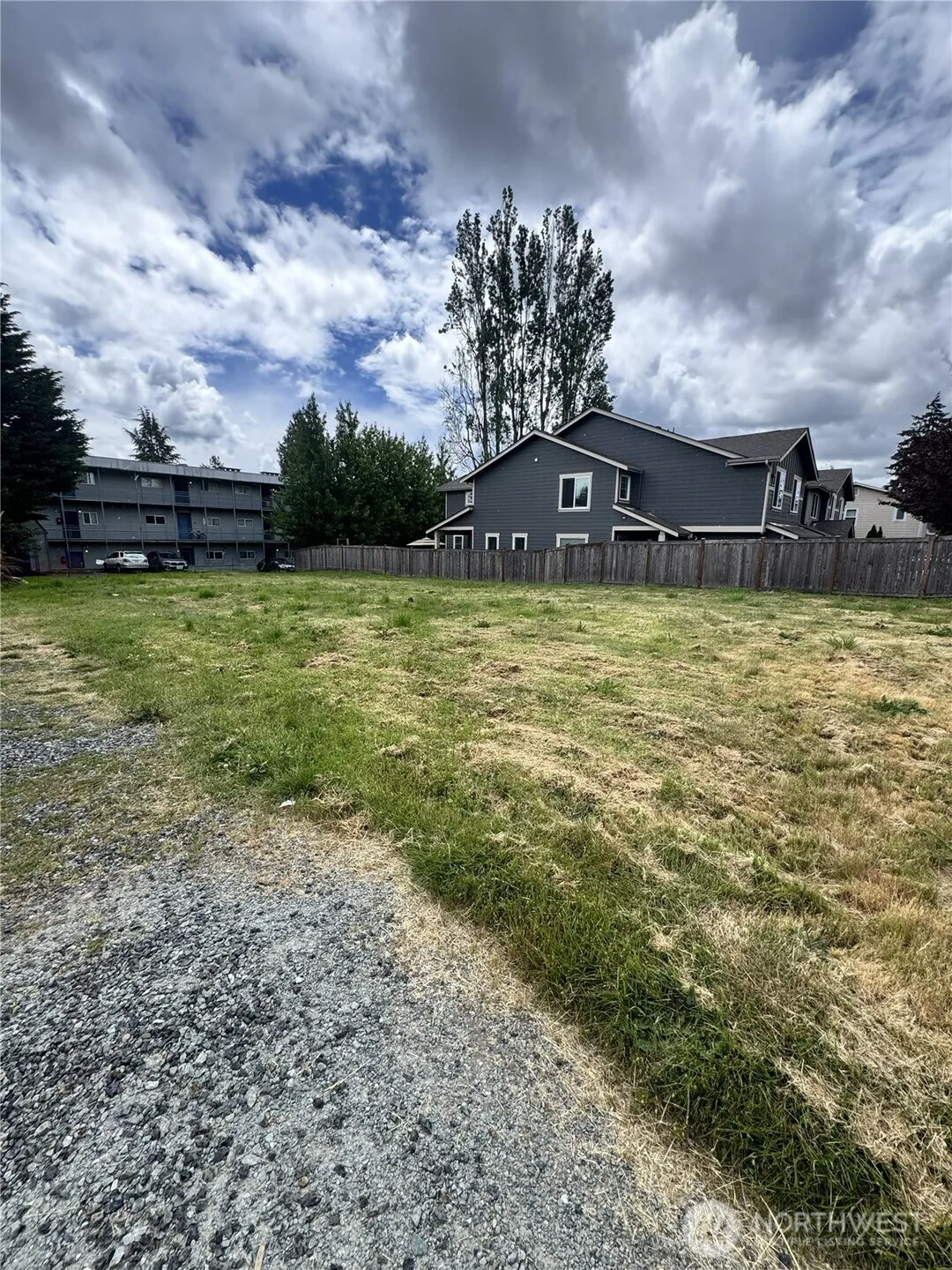 Property photo for 1039 Sw 150th Street, Burien