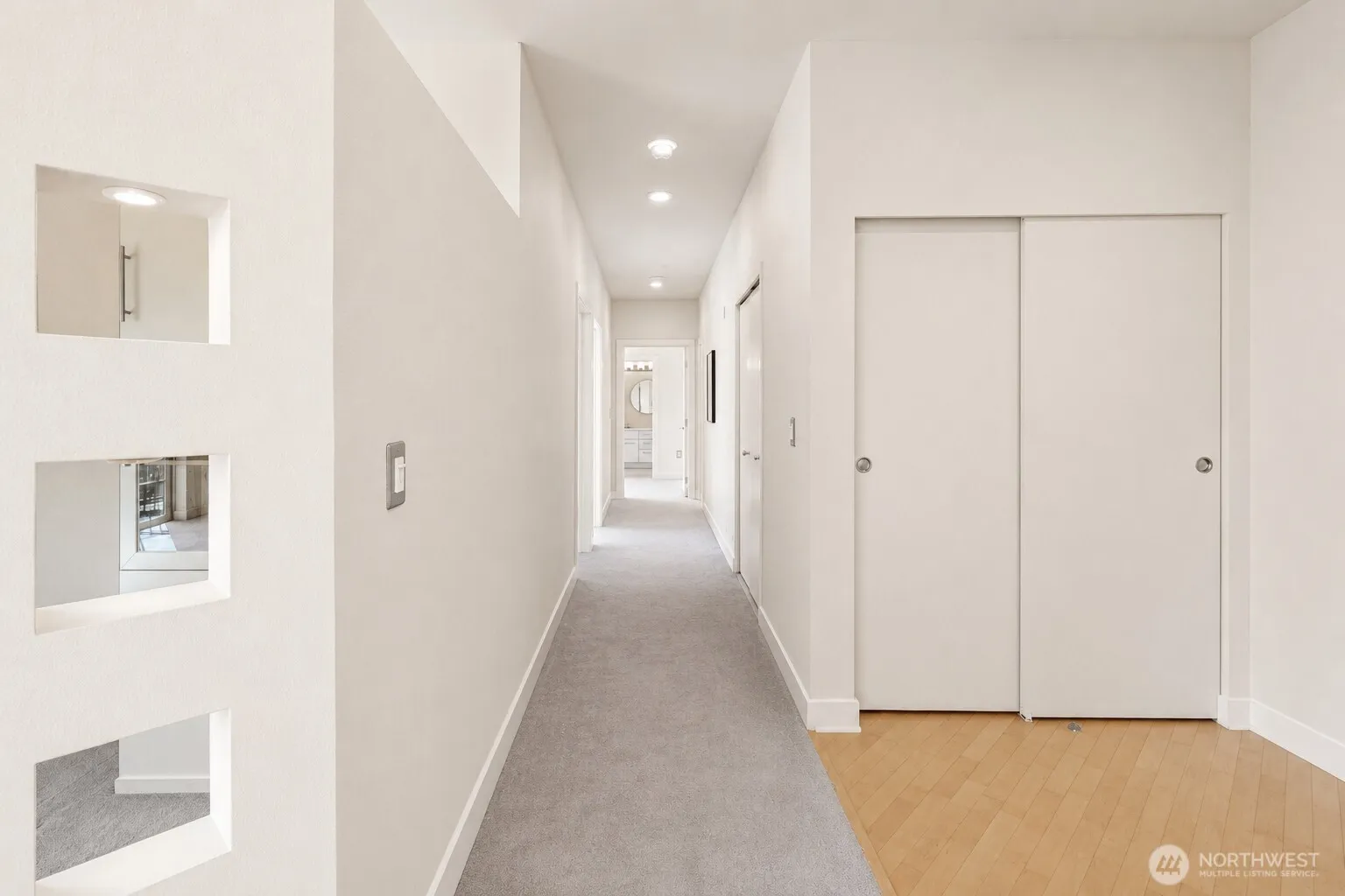 Property photo for 700 E Denny Way #603, Seattle photo 2