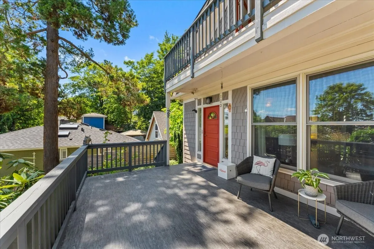 Property photo for 123 31st Avenue, Seattle photo 5