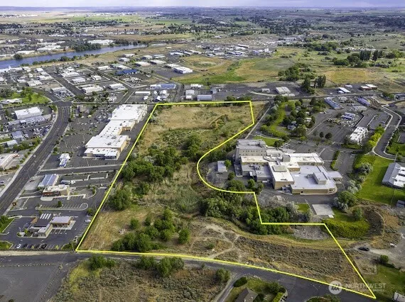 Property photo for 0 0 Riviera, Moses Lake photo 2