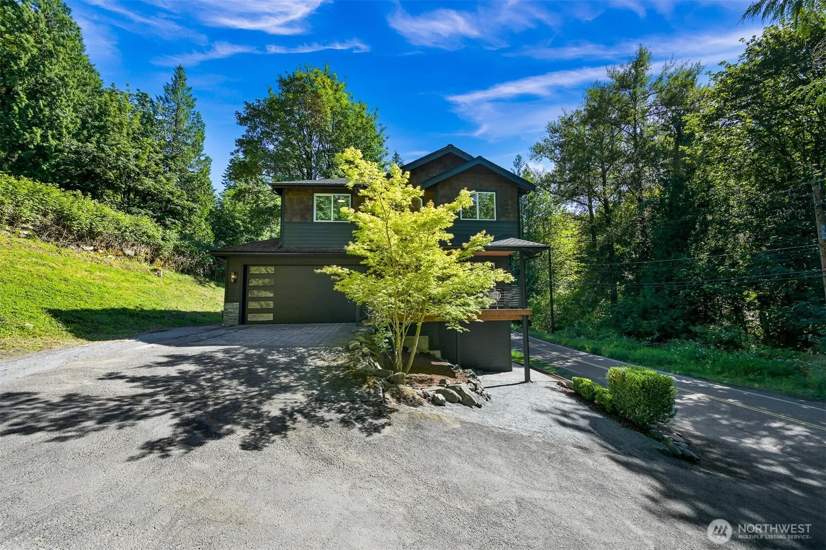 Property photo for 4320 Lakeway Drive, Bellingham photo 2