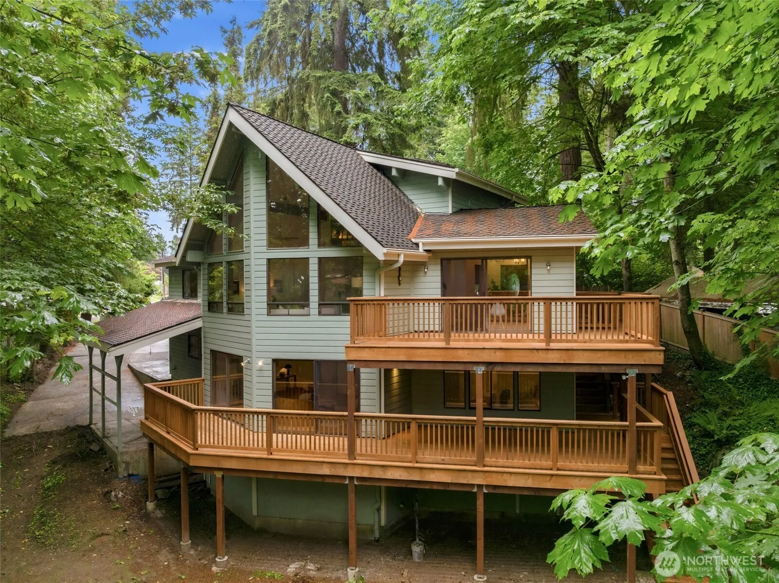 Property photo for 23006 35th Ave W, Brier