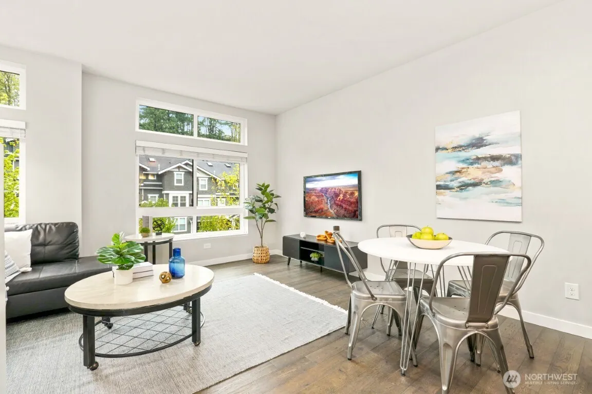 Property photo for 2041 Nw Talus Drive, Issaquah photo 4