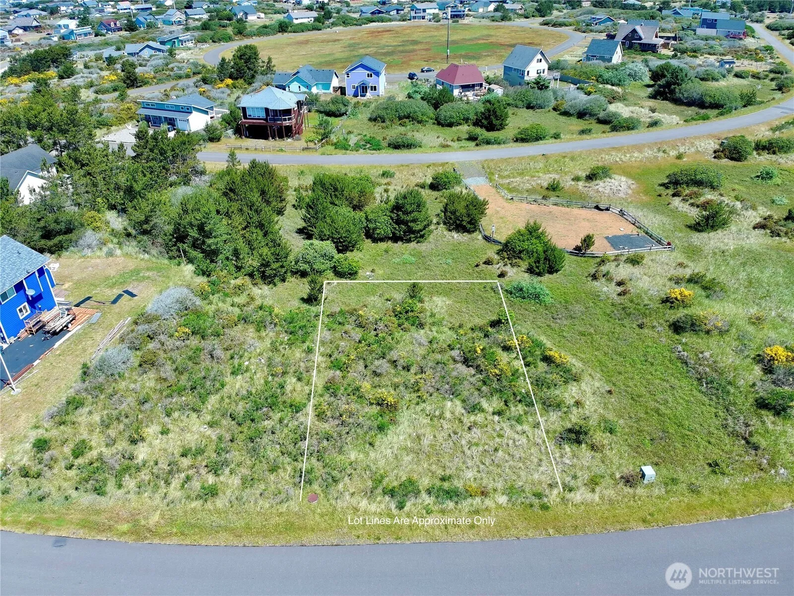 Property photo for 444 S Portal Loop Sw, Ocean Shores photo 2