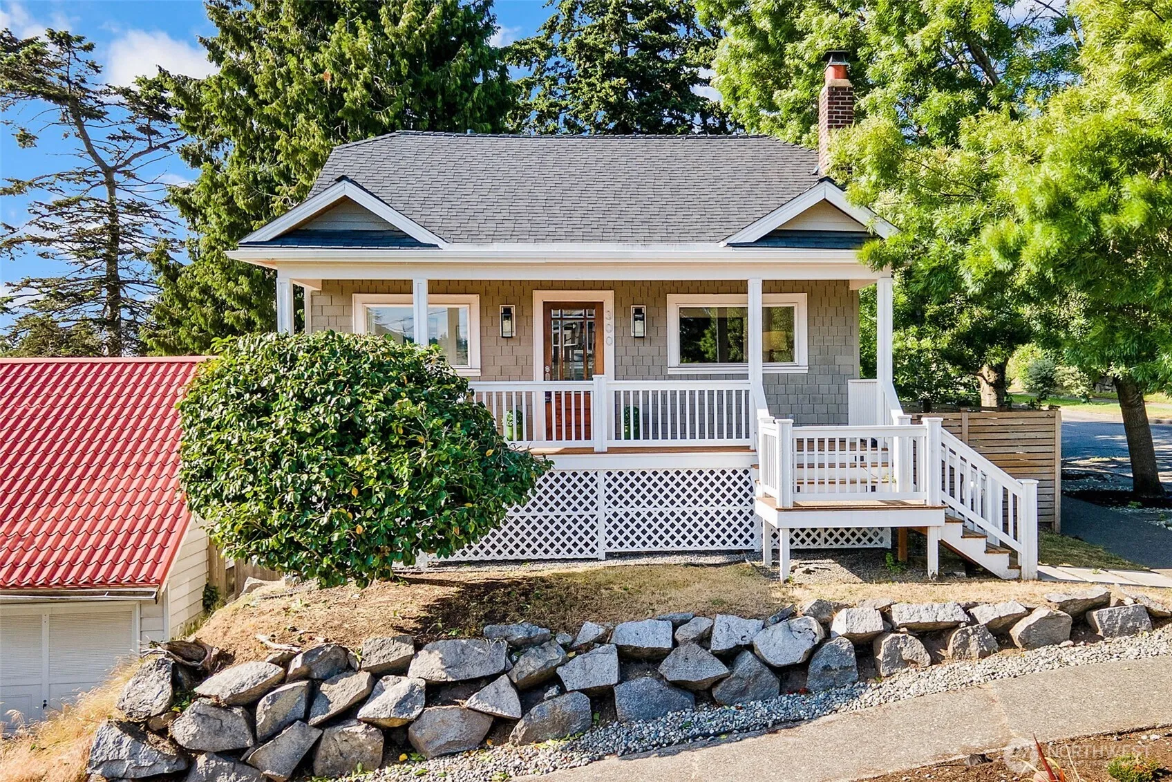 Property photo for 300 Nw 47th Street, Seattle