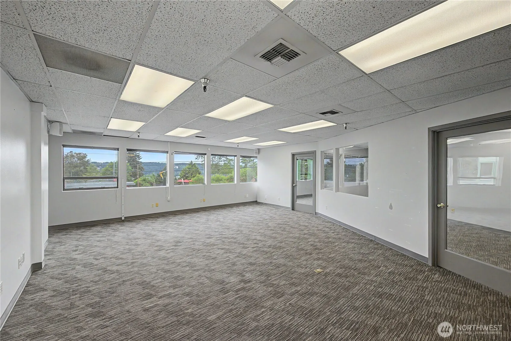 Property photo for 15029 Bothell Way Ne #200, Lake Forest Park photo 4