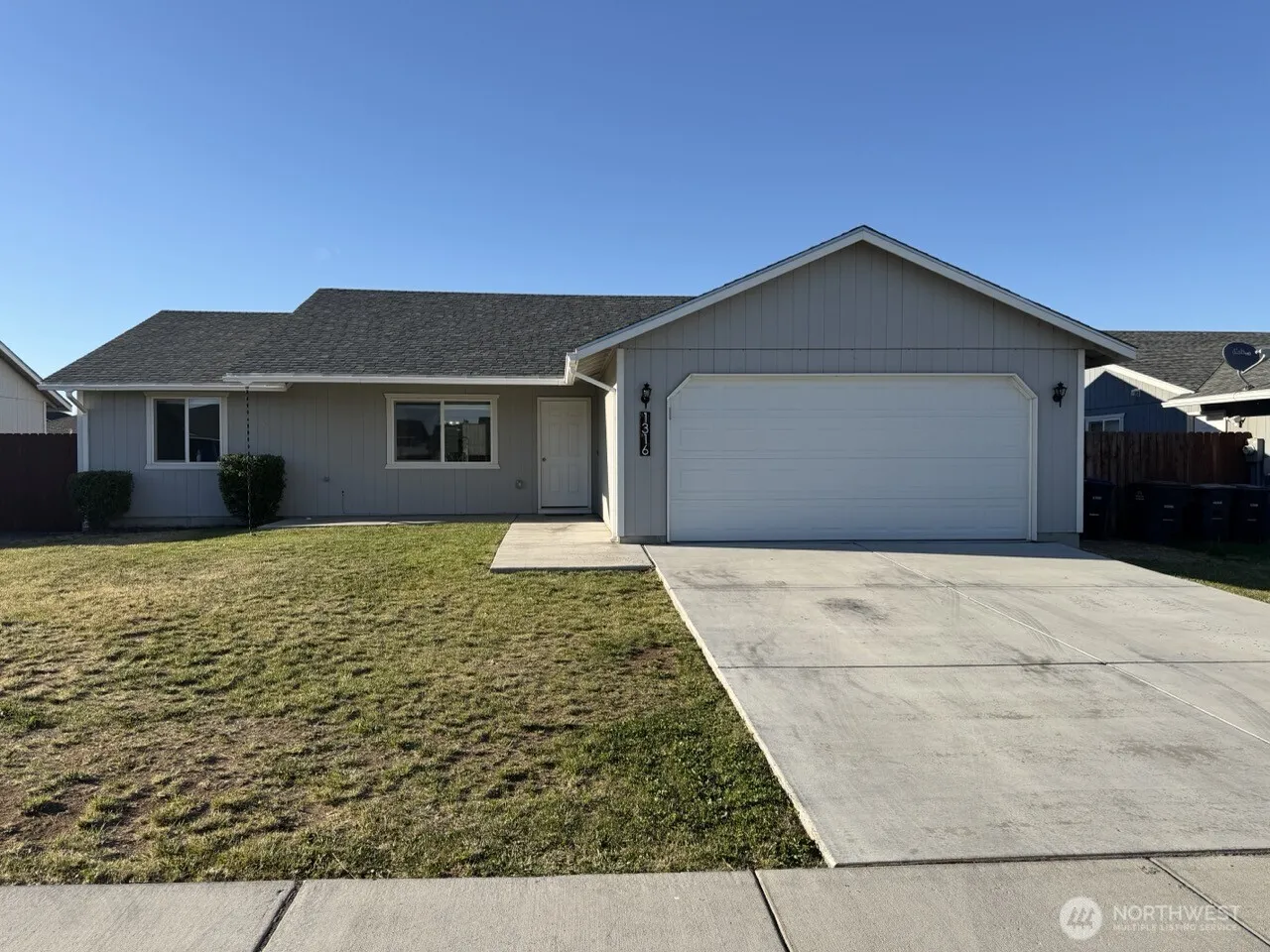 Property photo for 1316 W Electra Street, Moses Lake photo 2