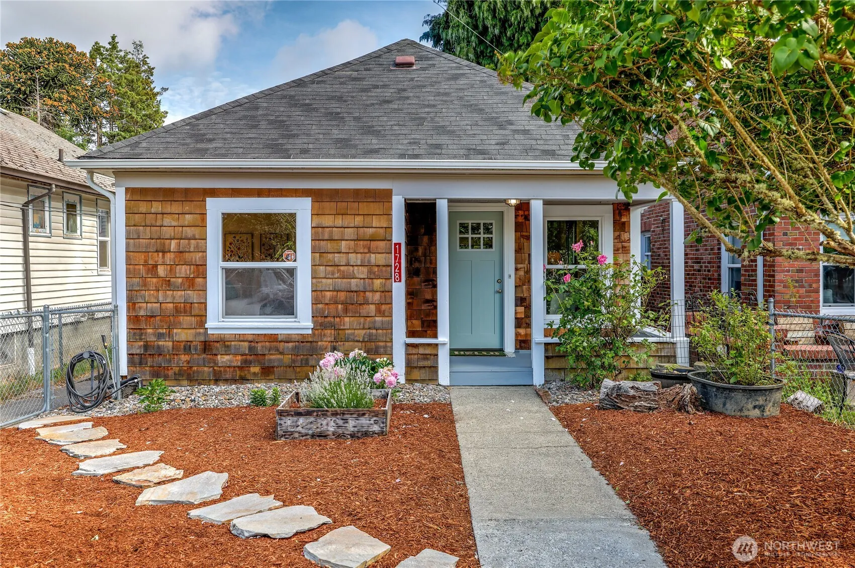 Property photo for 1728 5th Street, Bremerton