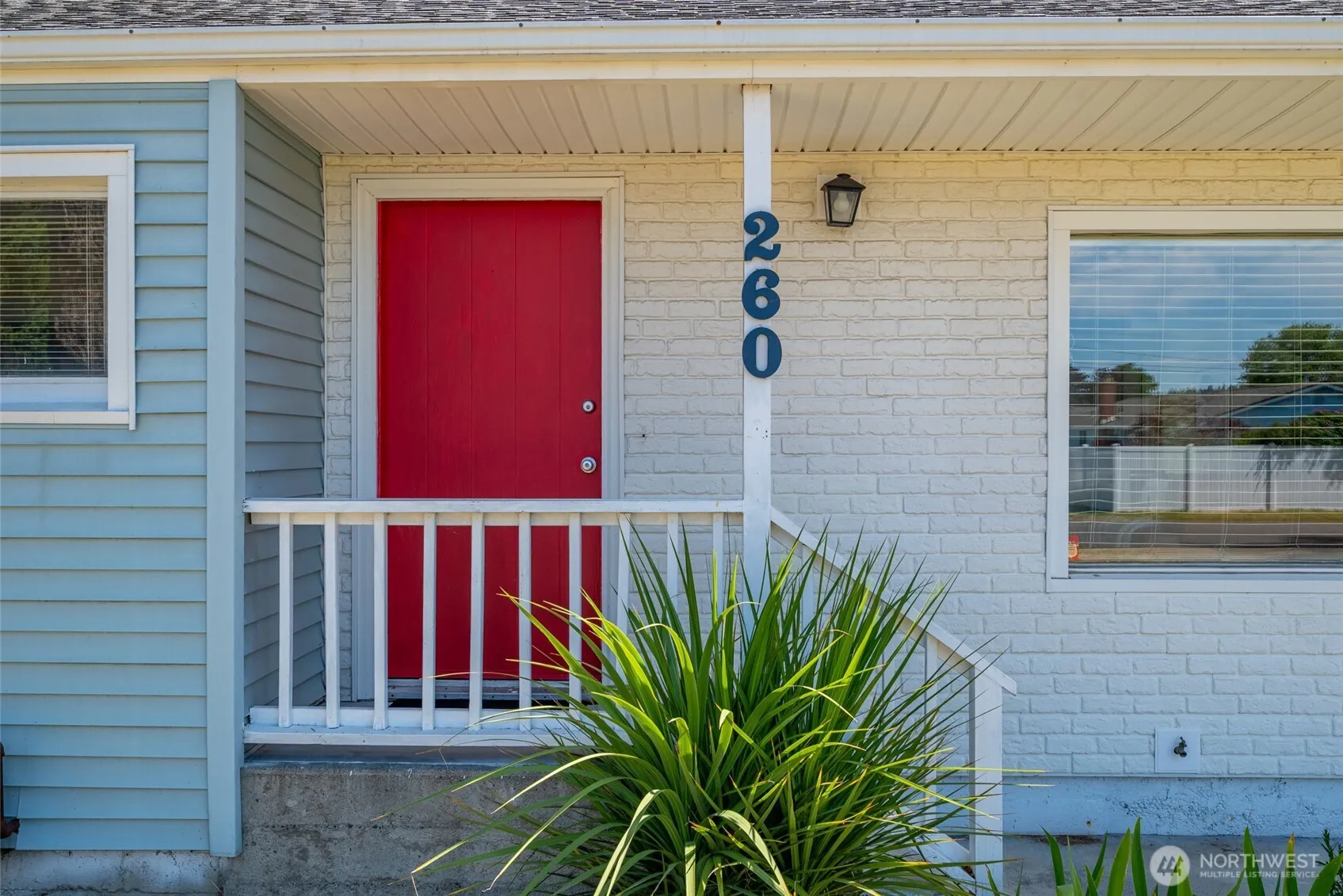 Property photo for 260 Se Glencoe Street, Oak Harbor photo 4