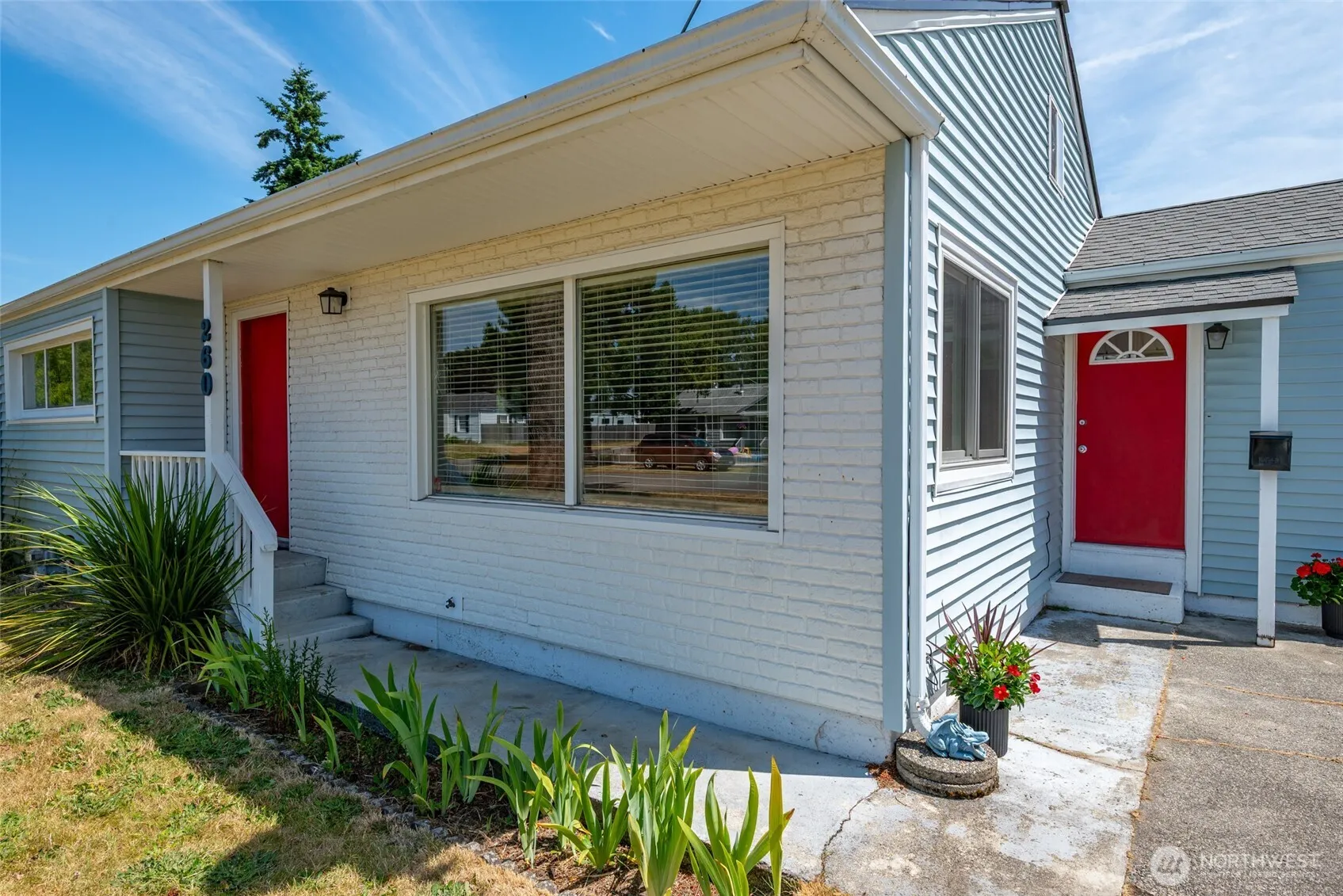 Property photo for 260 Se Glencoe Street, Oak Harbor photo 3