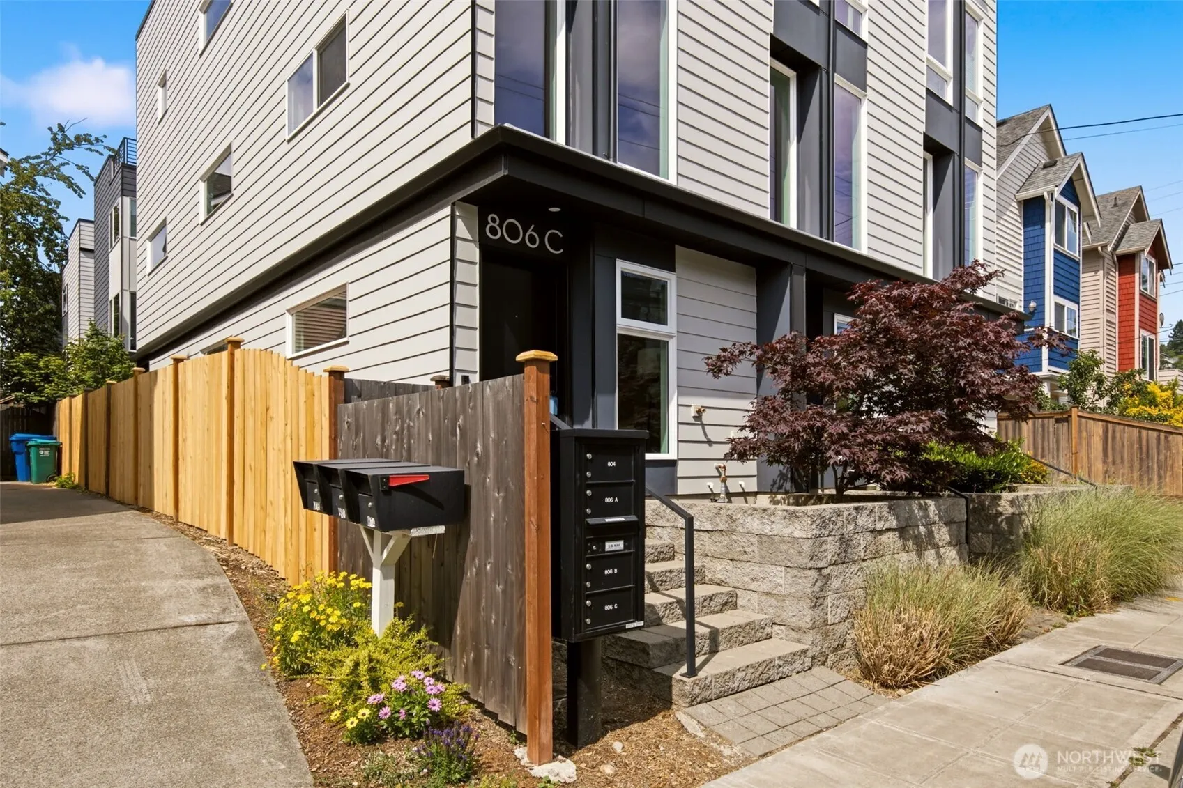 Property photo for 806 Nw 50th Street #c, Seattle photo 4