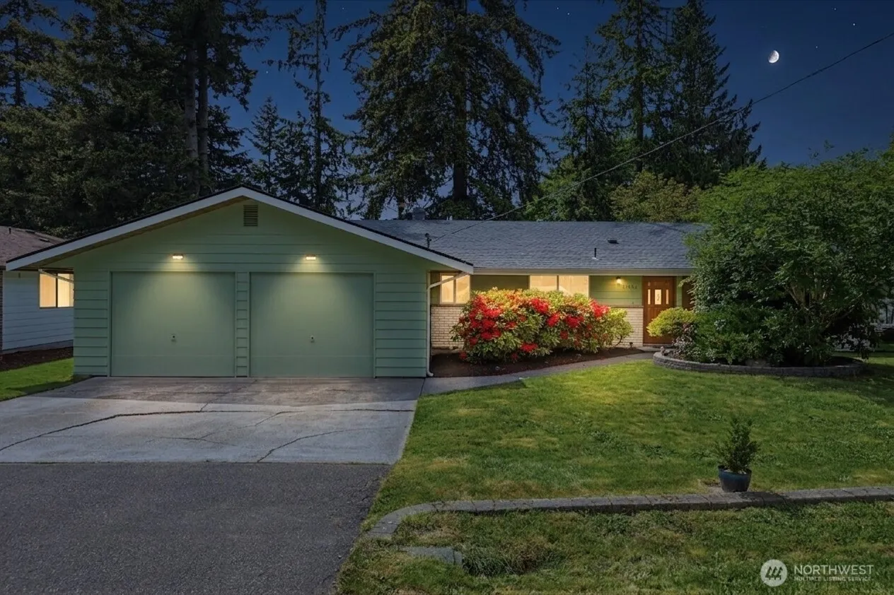Property photo for 11028 23rd Drive Se, Everett