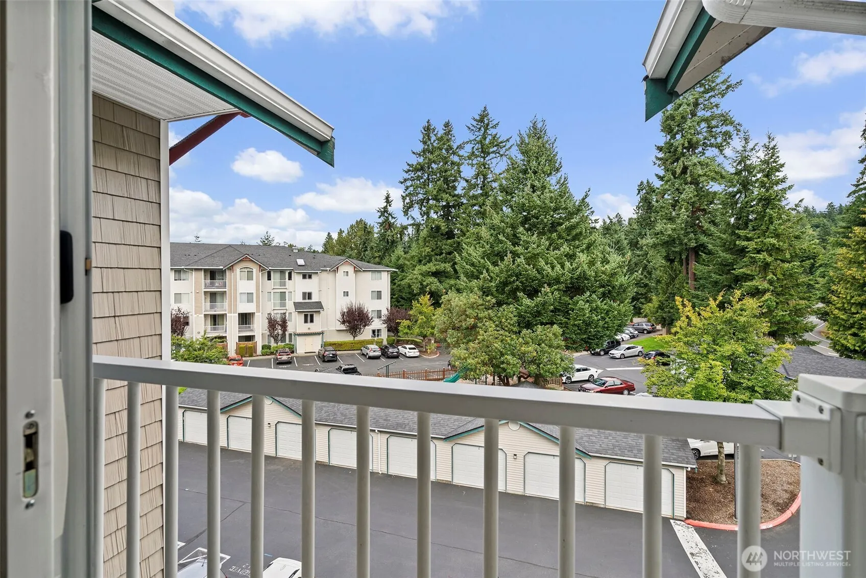 Property photo for 13301 Se 79th Place #c405, Newcastle photo 5
