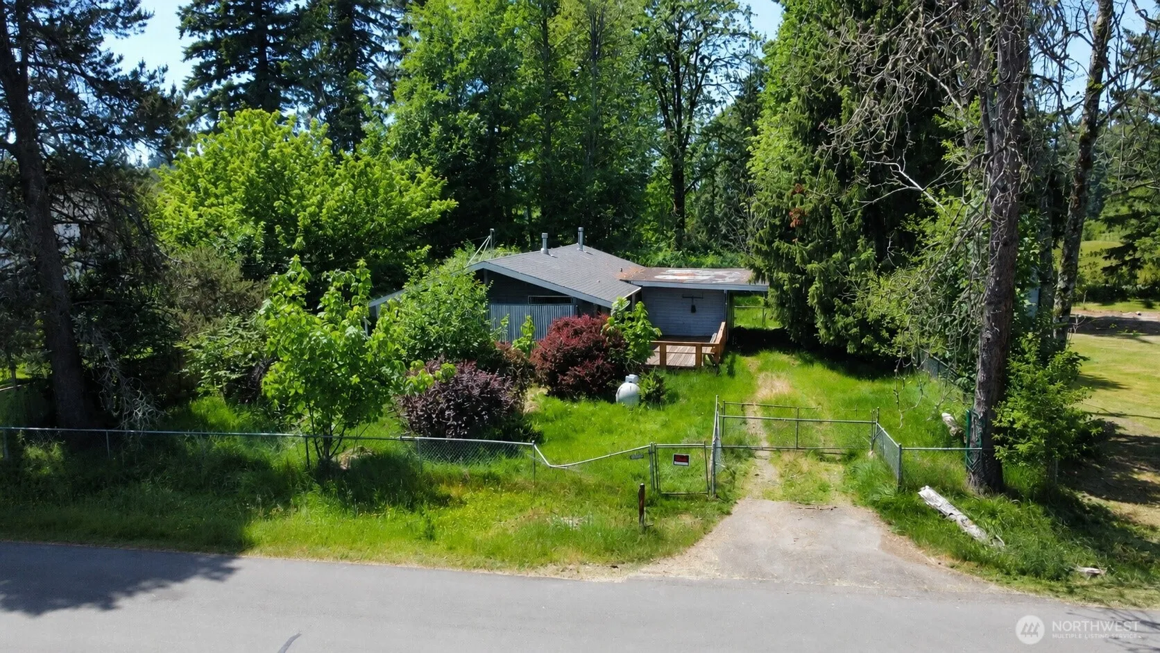 Property photo for 11911 Shoreview Drive Sw, Olympia