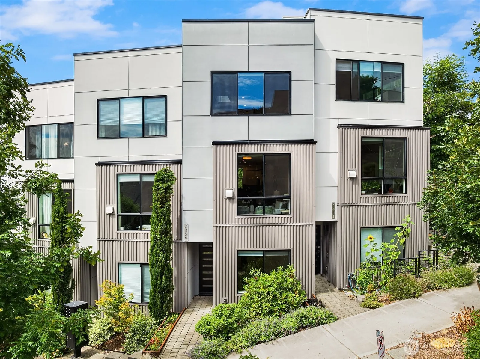 Property photo for 7439 Latona Avenue Ne, Seattle