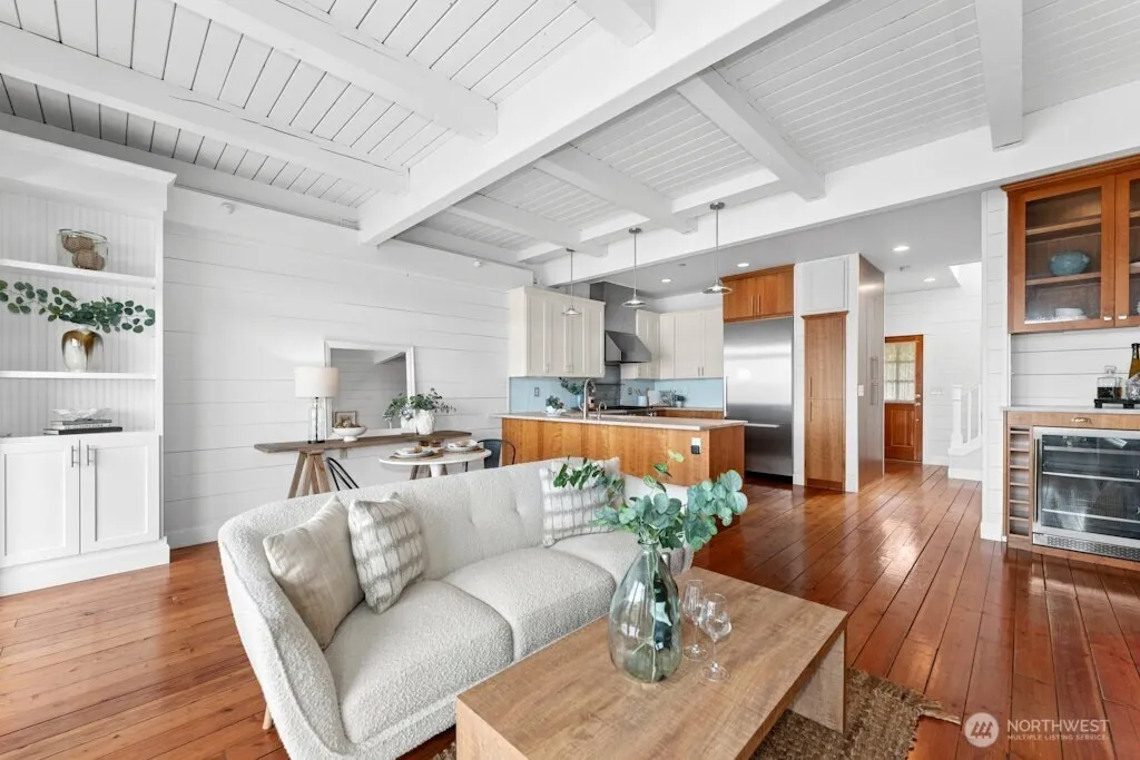 Property photo for 2707 Day Island Blvd W, University Place photo 5