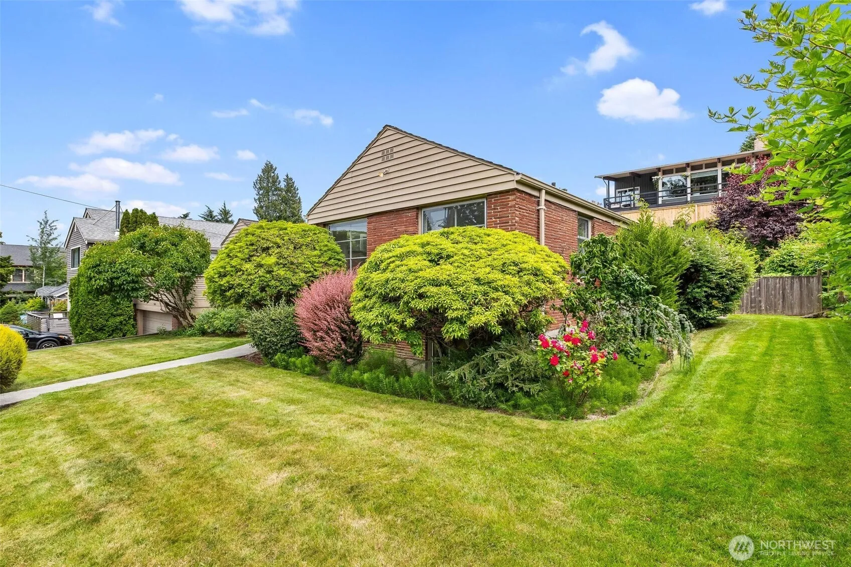Property photo for 9630 26th Avenue Nw, Seattle photo 4