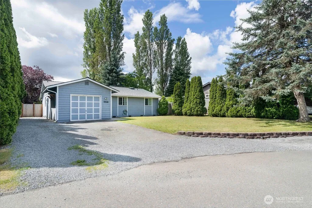 Property photo for 4416 125th Place Ne, Marysville photo 2
