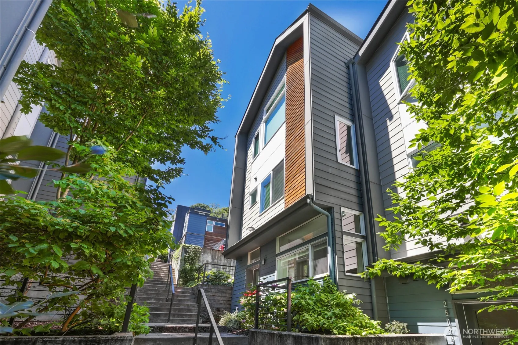 Property photo for 2605 22nd Ave W Unit B #b, Seattle photo 2
