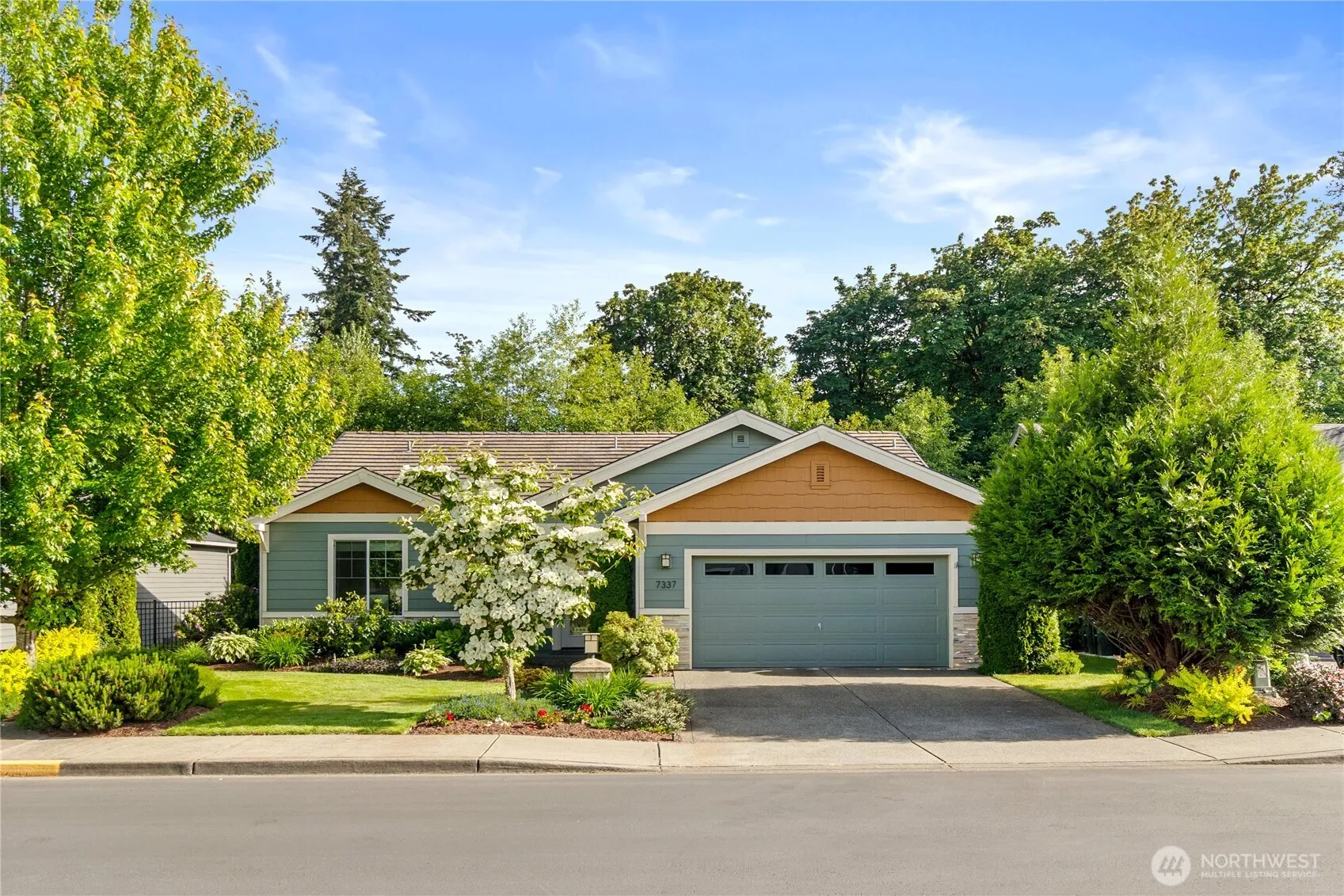 Property photo for 7337 Ashdown Lane Se, Olympia