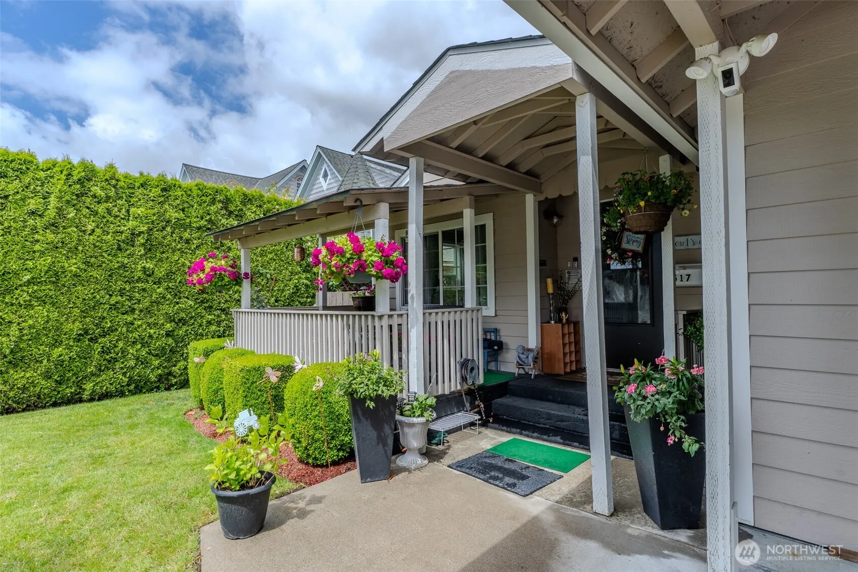 Property photo for 517 E Hazel Avenue, Burlington photo 4