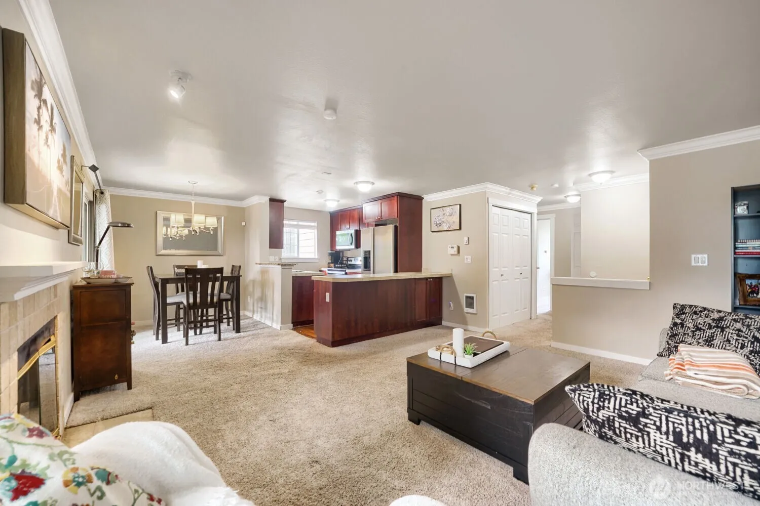 Property photo for 1806 S 286th Lane #o102, Federal Way photo 5