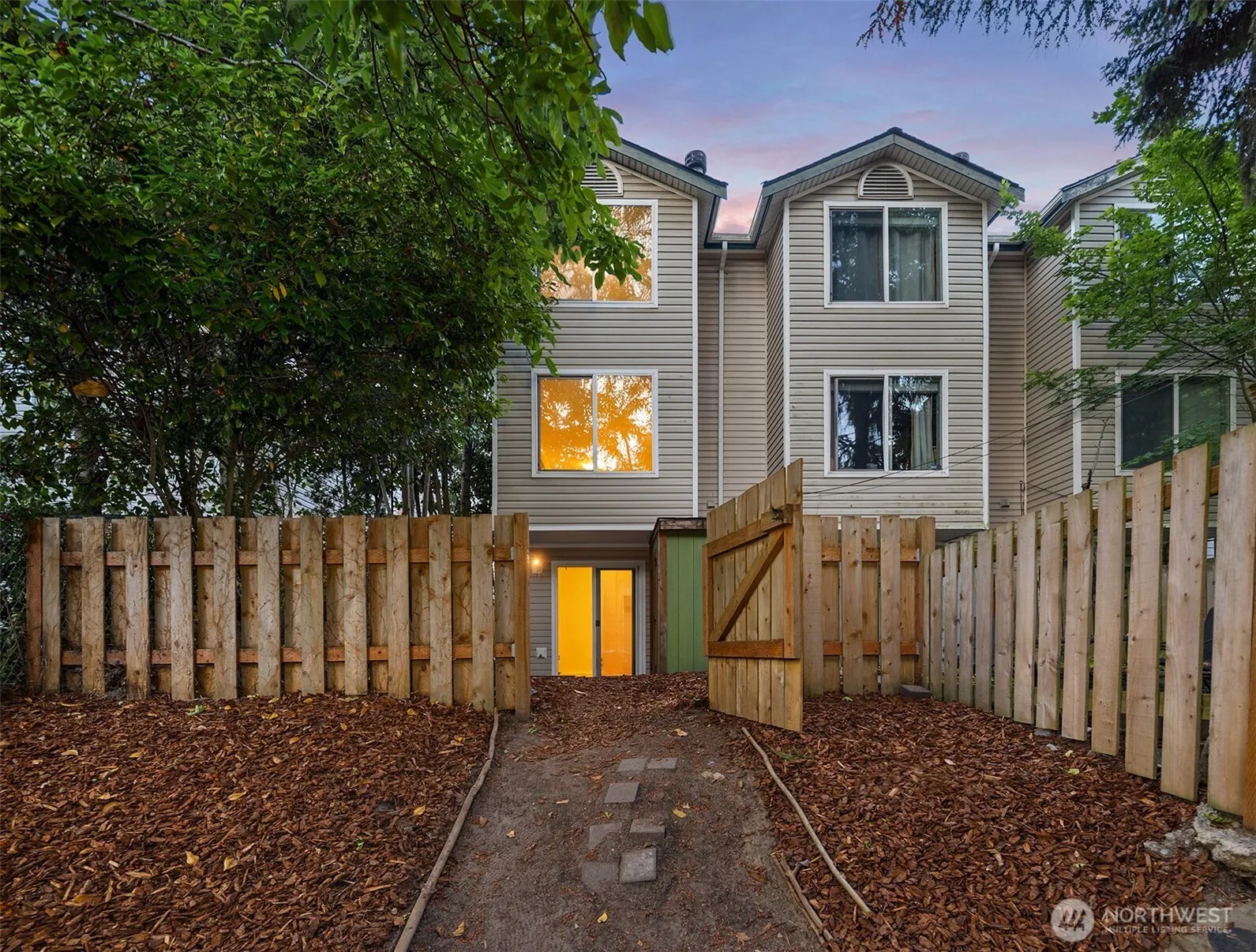 Property photo for 3222 21st Avenue W #a, Seattle