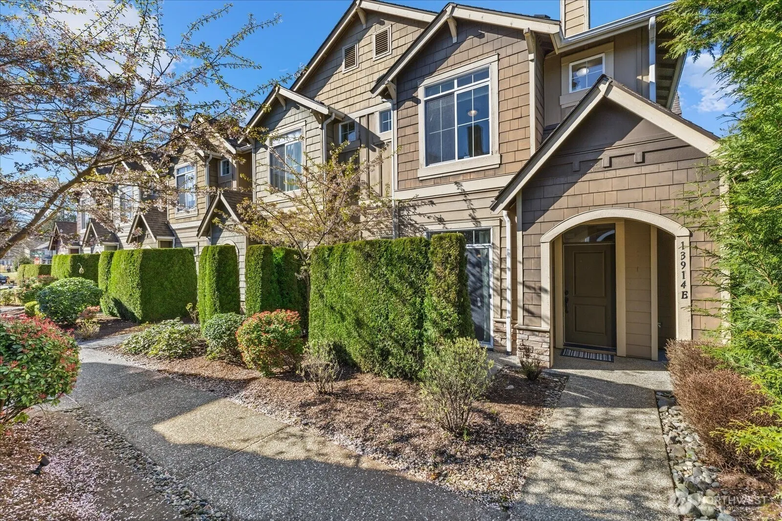 Property photo for 13914 N Pointe Circle #e, Mill Creek