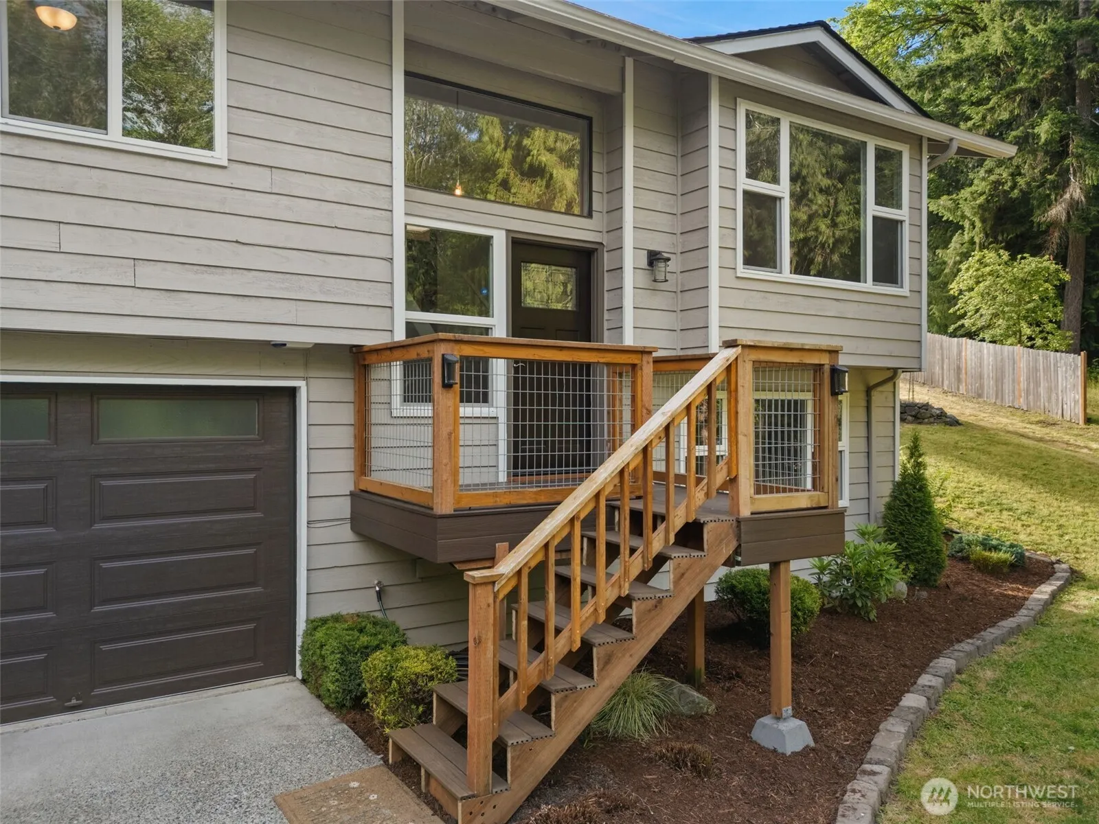 Property photo for 9435 Echo Valley Road Nw, Bremerton photo 2