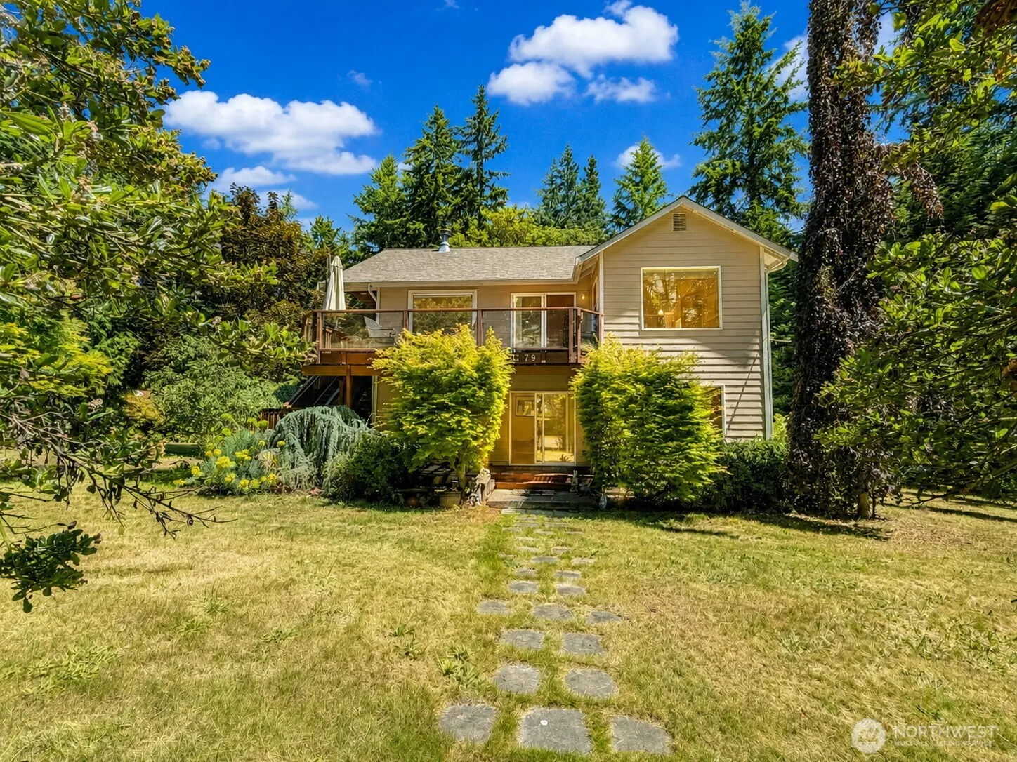 Property photo for 79 G Mukilteo Way, Hat Island