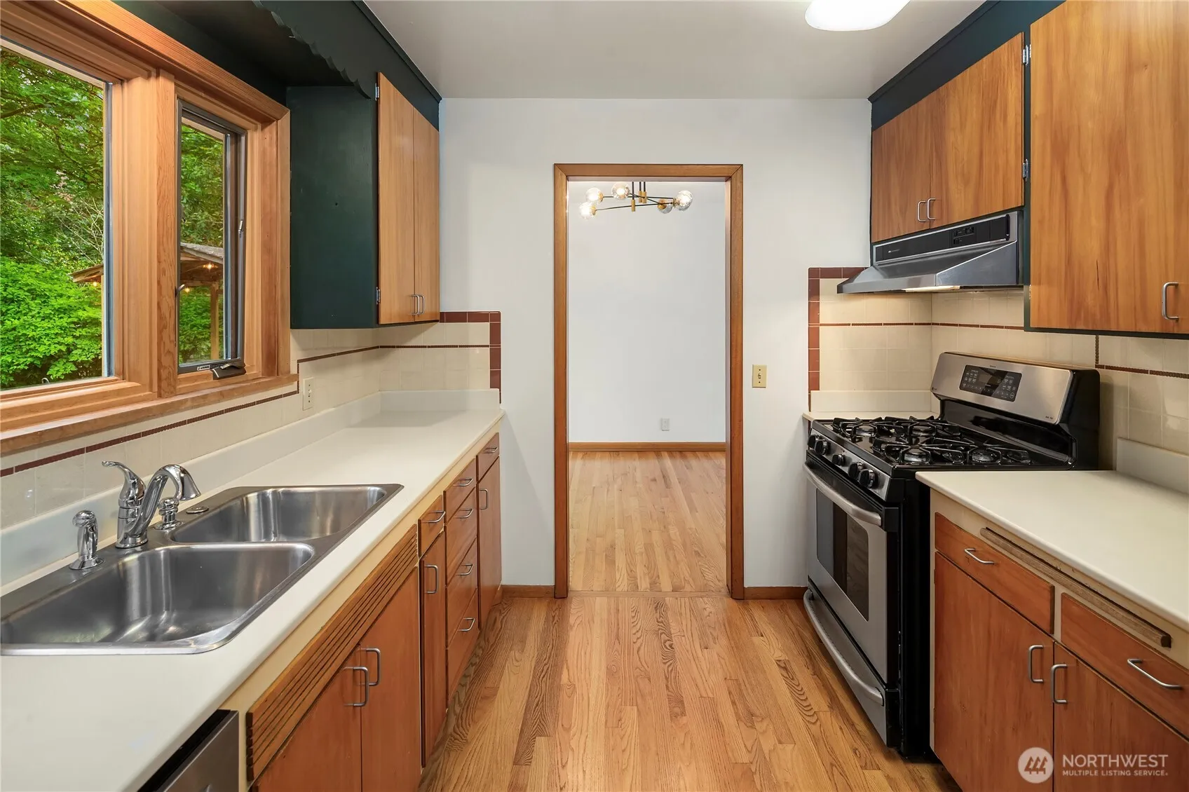 Property photo for 827 Marine View Circle Sw, Normandy Park photo 5