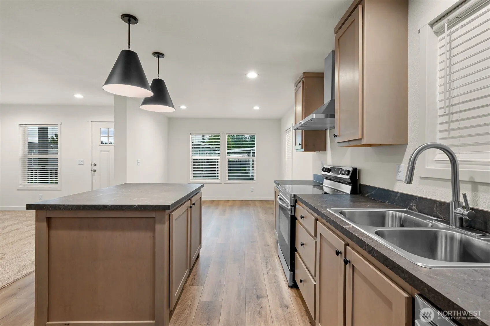 Property photo for 11320 S 25th Street #25, Mount Vernon photo 5