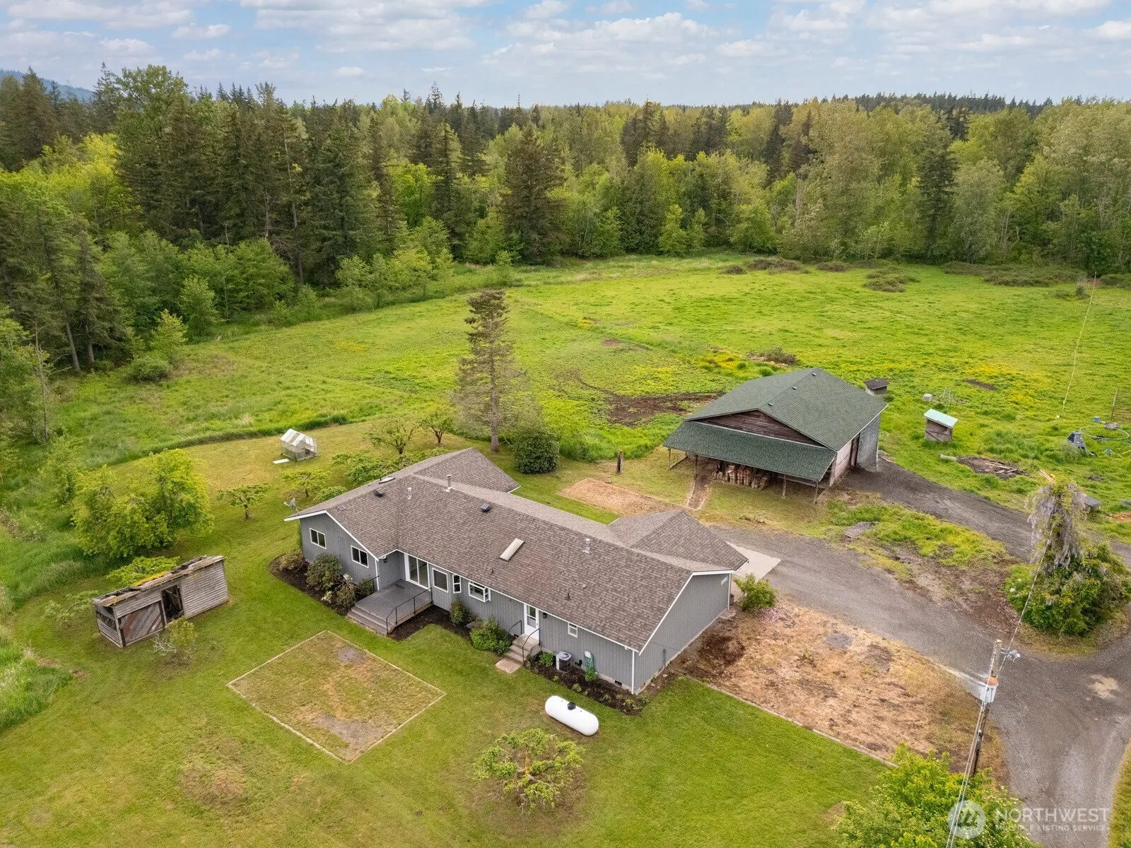 Property photo for 5581 Mission Road, Bellingham photo 2