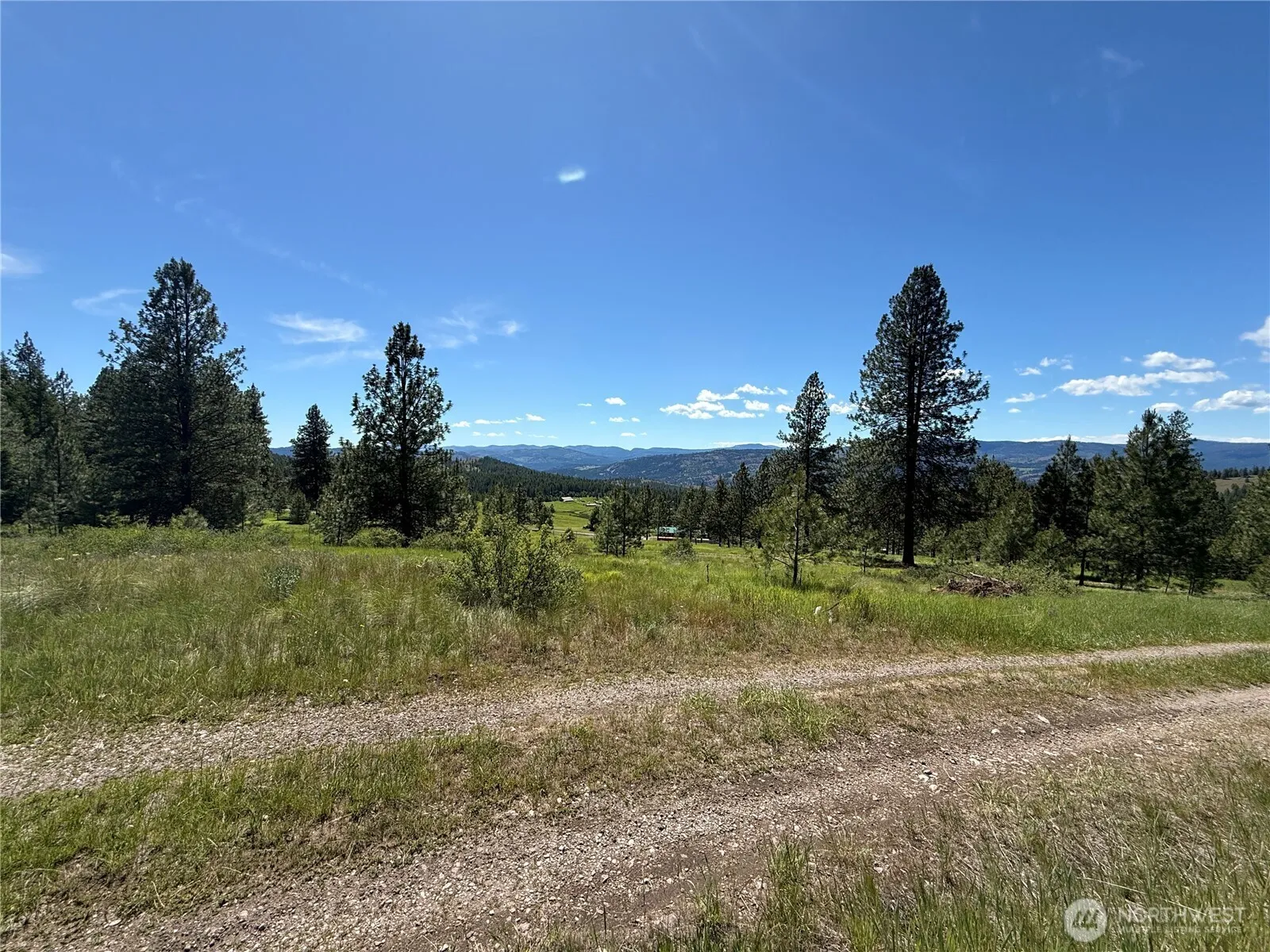 Property photo for 5 Hidden Spring Ranch Road, Republic photo 2