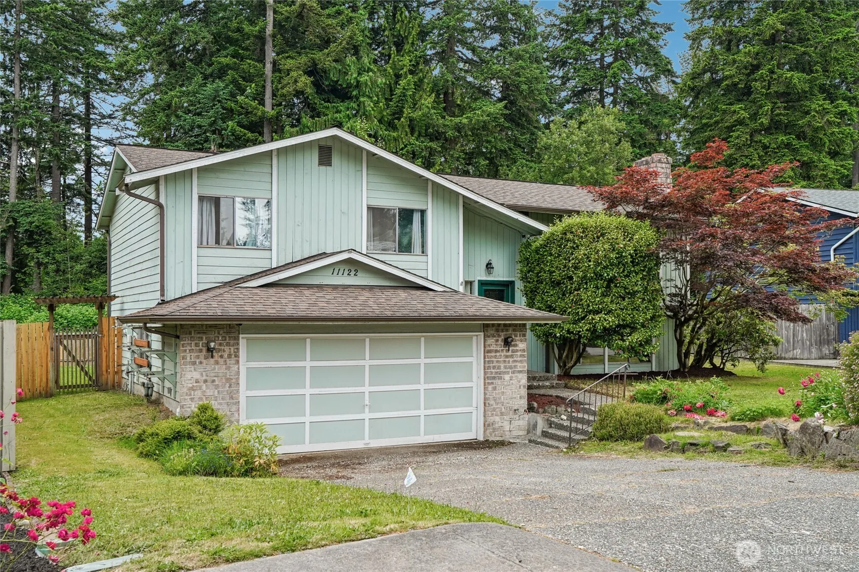 Property photo for 11122 27th Drive Se, Everett