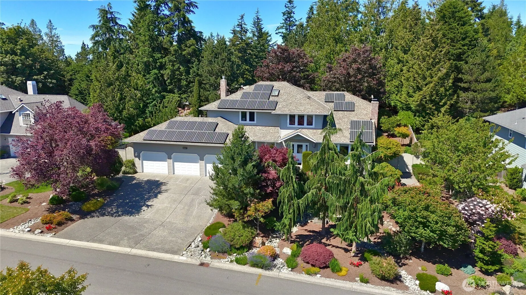 Property photo for 5607 94th Place Sw, Mukilteo photo 2