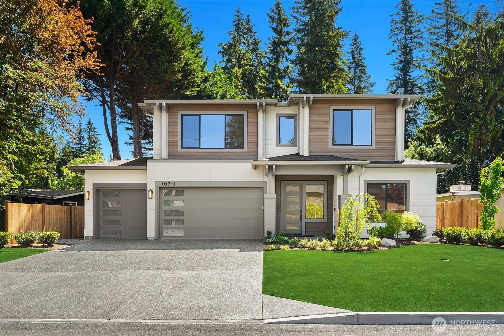Property photo for 16711 Ne 16th Place, Bellevue
