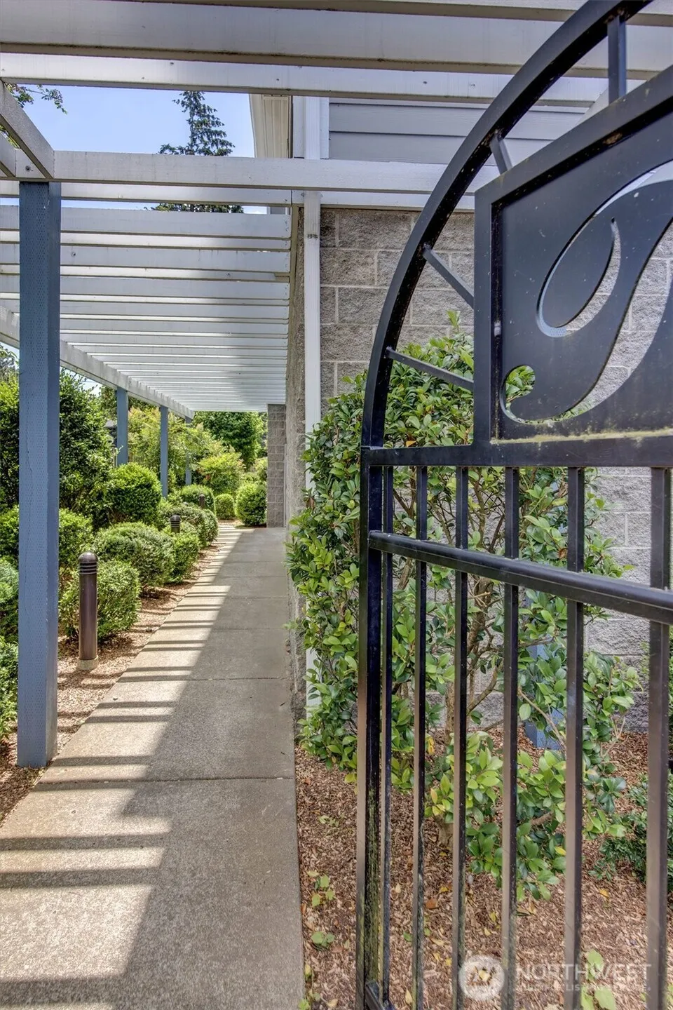 Property photo for 275 E Sunset Way #1a, Issaquah photo 4