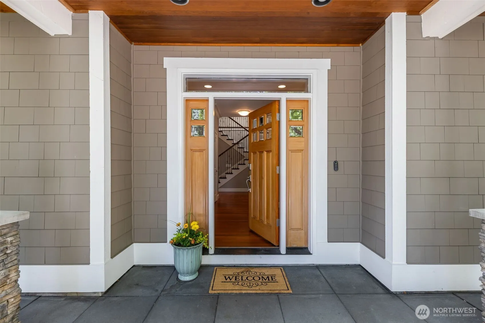 Property photo for 605 11th Avenue, Kirkland photo 4