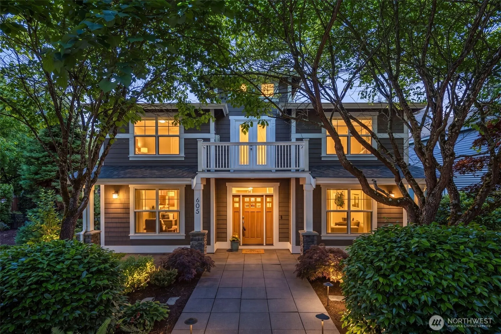 Property photo for 605 11th Avenue, Kirkland